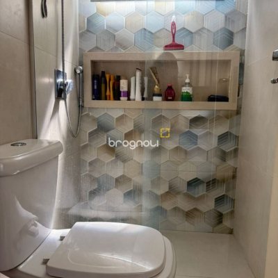 Cobertura com 152m², 3 quartos (sendo 2 suítes), 3 garagens, no bairro Estreito em Florianópolis