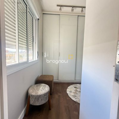 Cobertura com 152m², 3 quartos (sendo 2 suítes), 3 garagens, no bairro Estreito em Florianópolis