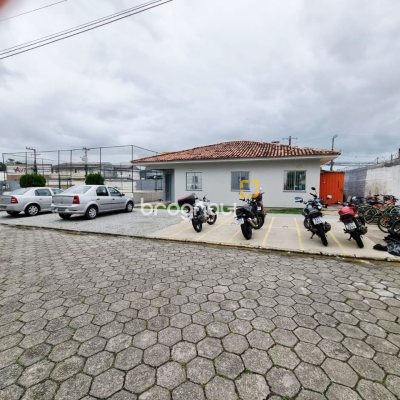 Apartamento com 46m², 2 quartos, 1 garagem, no bairro Pachecos em Palhoça