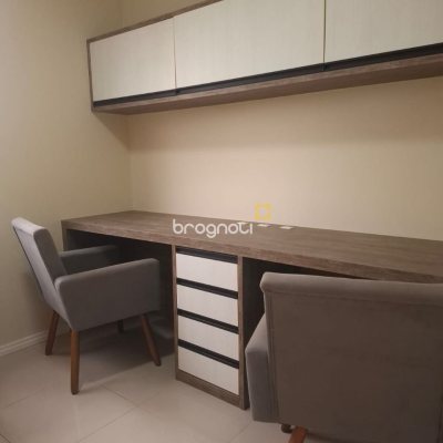 Apartamento com 65m², 2 quartos (sendo 1 suíte), 1 garagem, no bairro Estreito em Florianópolis