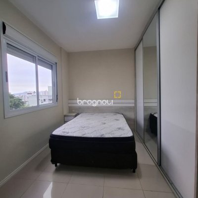 Apartamento com 65m², 2 quartos (sendo 1 suíte), 1 garagem, no bairro Estreito em Florianópolis