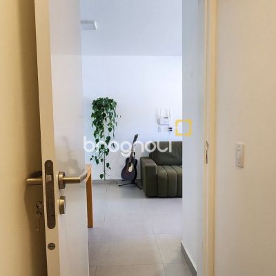 Apartamento com 74m², 2 quartos, 1 garagem, no bairro Barra da Lagoa em Florianópolis
