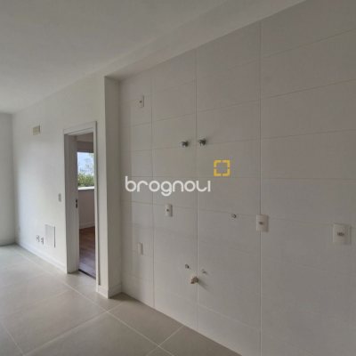 Apartamento com 50m², 1 quarto, 1 garagem, no bairro João Paulo em Florianópolis
