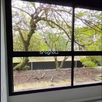 Apartamento com 123m², 3 quartos (sendo 3 suítes), 2 garagens, no bairro Jurerê Internacional em Florianópolis