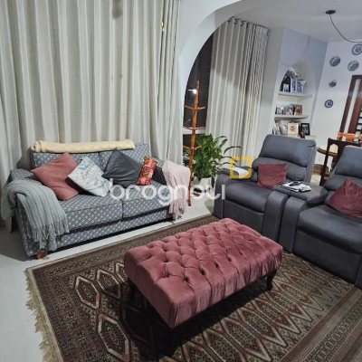 Apartamento com 211m², 4 quartos (sendo 1 suíte), 2 garagens, no bairro Centro em Florianópolis
