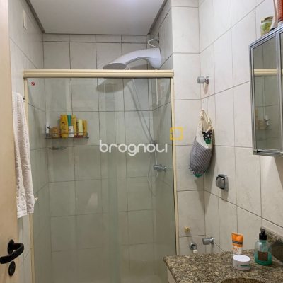 Apartamento com 81m², 3 quartos (sendo 1 suíte), 1 garagem, no bairro Centro em Florianópolis