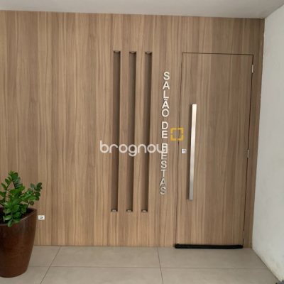 Apartamento com 81m², 3 quartos (sendo 1 suíte), 1 garagem, no bairro Centro em Florianópolis