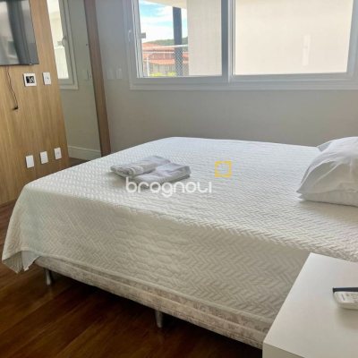 Casa com 385m², 5 quartos (sendo 5 suítes), 2 garagens, no bairro Jurerê Internacional em Florianópolis