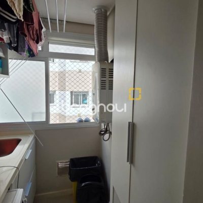 Apartamento com 91m², 3 quartos (sendo 1 suíte), 2 garagens, no bairro Trindade em Florianópolis