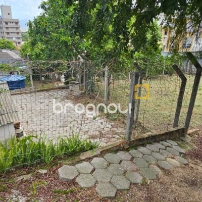 Casa com 288m², 4 garagens, no bairro Saco dos Limões em Florianópolis