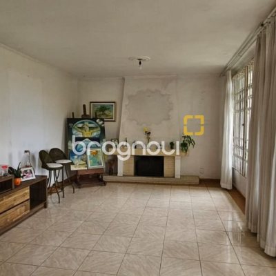 Casa com 288m², 4 garagens, no bairro Saco dos Limões em Florianópolis