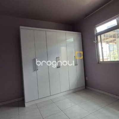 Casa com 70m², 3 quartos, 1 garagem, no bairro Barreiros em São José