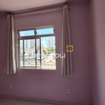 Casa com 70m², 3 quartos, 1 garagem, no bairro Barreiros em São José