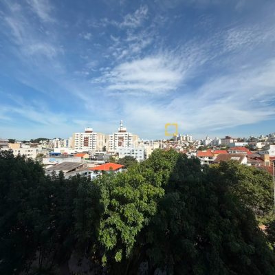 Apartamento com 58m², 2 quartos, 1 garagem, no bairro Estreito em Florianópolis