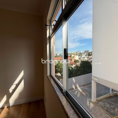 Apartamento com 58m², 2 quartos, 1 garagem, no bairro Estreito em Florianópolis