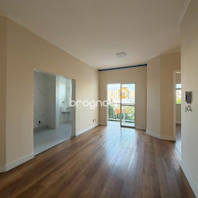 Apartamento com 58m², 2 quartos, 1 garagem, no bairro Estreito em Florianópolis