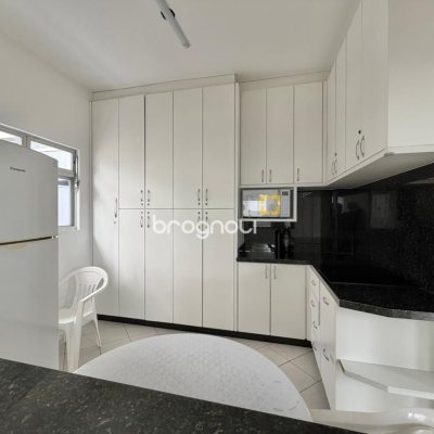 Apartamento com 58m², 2 quartos, 1 garagem, no bairro Estreito em Florianópolis