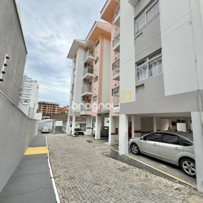 Apartamento com 58m², 2 quartos, 1 garagem, no bairro Estreito em Florianópolis