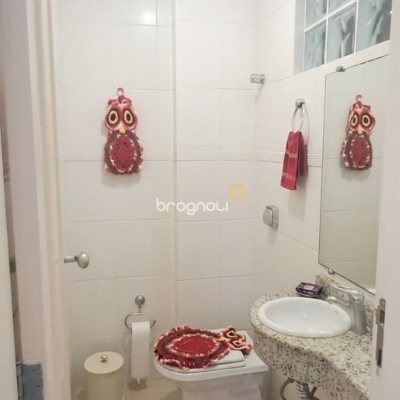 Casa de Condomínio com 103m², 2 quartos (sendo 2 suítes), 1 garagem, no bairro Canasvieiras em Florianópolis