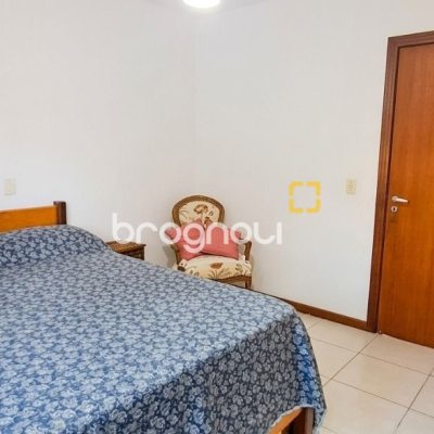 Casa de Condomínio com 103m², 2 quartos (sendo 2 suítes), 1 garagem, no bairro Canasvieiras em Florianópolis