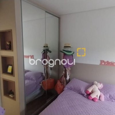 Casa com 162m², 3 quartos (sendo 3 suítes), 2 garagens, no bairro Campeche em Florianópolis