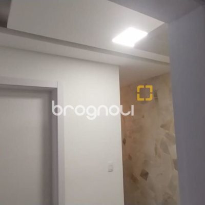 Casa com 162m², 3 quartos (sendo 3 suítes), 2 garagens, no bairro Campeche em Florianópolis