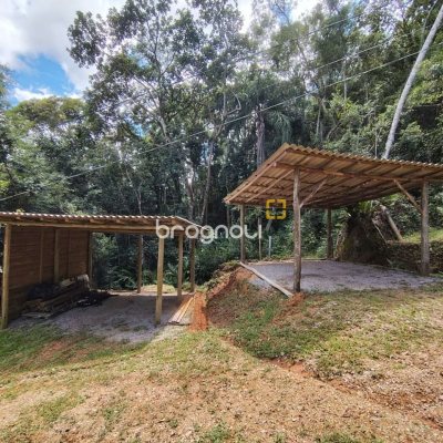 Sítio com 100m², 1 quarto, 3 garagens, no bairro Penha em Paulo Lopes