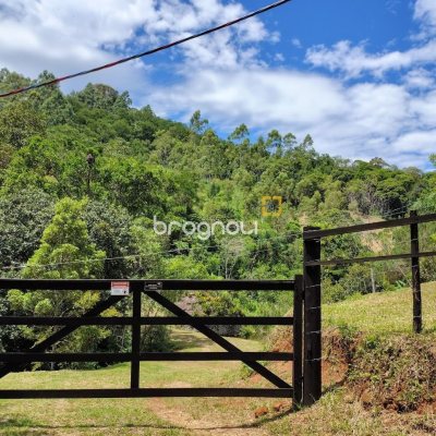 Sítio com 100m², 1 quarto, 3 garagens, no bairro Penha em Paulo Lopes