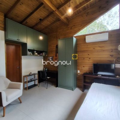 Sítio com 100m², 1 quarto, 3 garagens, no bairro Penha em Paulo Lopes