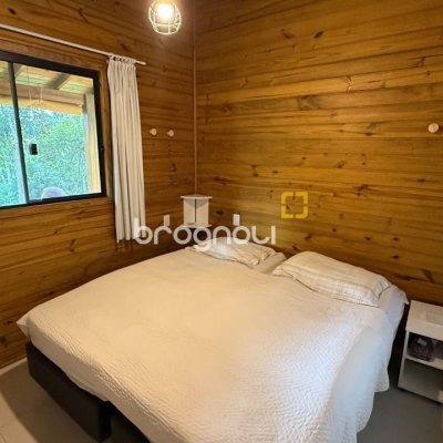 Sítio com 100m², 1 quarto, 3 garagens, no bairro Penha em Paulo Lopes