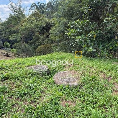 Sítio com 100m², 1 quarto, 3 garagens, no bairro Penha em Paulo Lopes