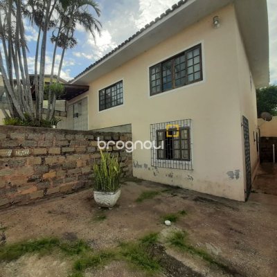 Casa com 150m², 3 quartos (sendo 1 suíte), 1 garagem, no bairro Serraria em São José