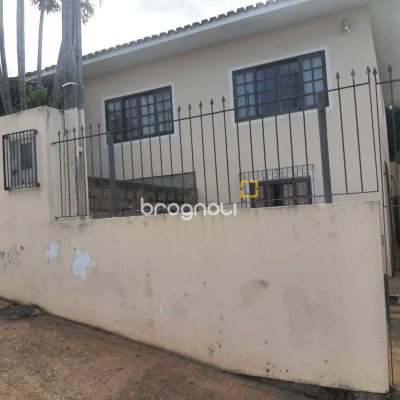 Casa com 150m², 3 quartos (sendo 1 suíte), 1 garagem, no bairro Serraria em São José