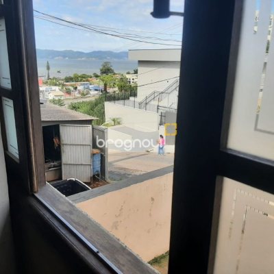 Casa com 150m², 3 quartos (sendo 1 suíte), 1 garagem, no bairro Serraria em São José