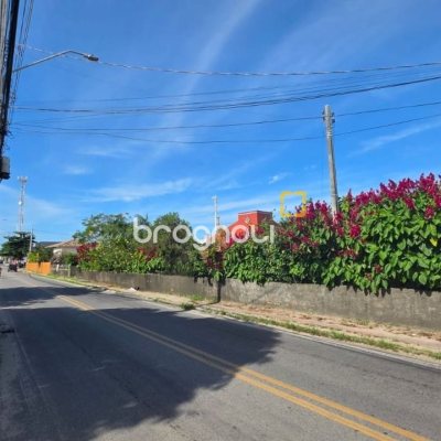 Terreno com 787m², no bairro Campeche em Florianópolis