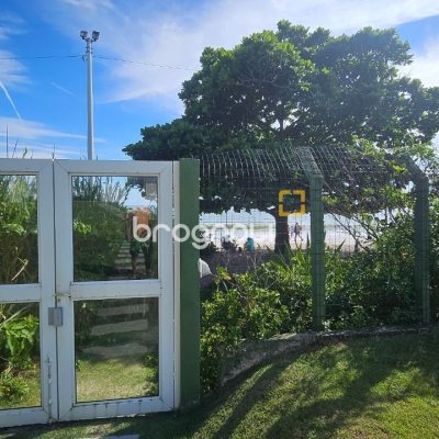 Apartamento com 101m², 3 quartos (sendo 1 suíte), 1 garagem, no bairro Canasvieiras em Florianópolis