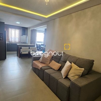 Apartamento com 101m², 3 quartos (sendo 1 suíte), 1 garagem, no bairro Canasvieiras em Florianópolis
