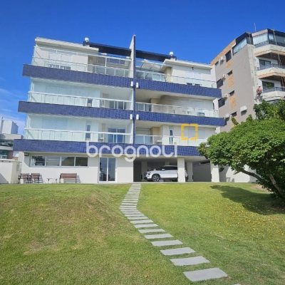 Apartamento com 101m², 3 quartos (sendo 1 suíte), 1 garagem, no bairro Canasvieiras em Florianópolis