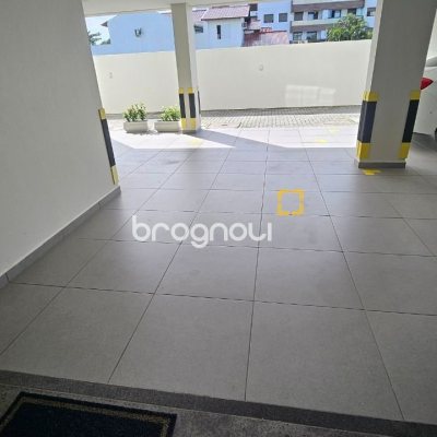 Apartamento com 101m², 3 quartos (sendo 1 suíte), 1 garagem, no bairro Canasvieiras em Florianópolis
