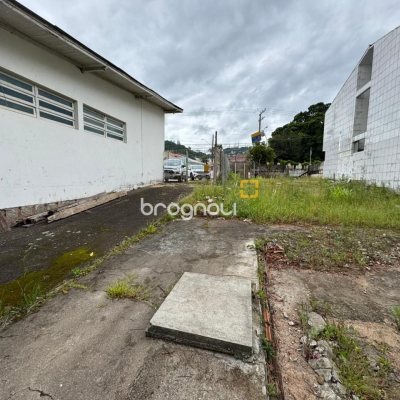Terreno com 1455m², no bairro Saco dos Limões em Florianópolis