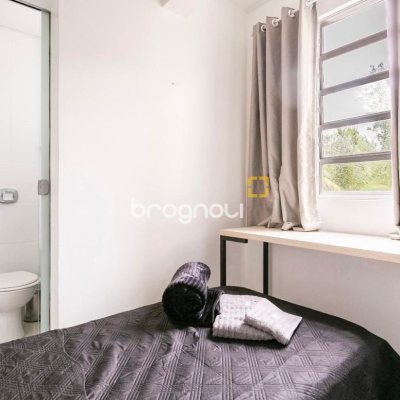 Apartamento com 72m², 2 quartos (sendo 1 suíte), 1 garagem, no bairro Trindade em Florianópolis