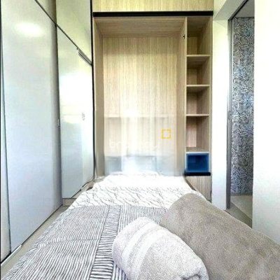 Apartamento com 72m², 2 quartos (sendo 1 suíte), 1 garagem, no bairro Trindade em Florianópolis