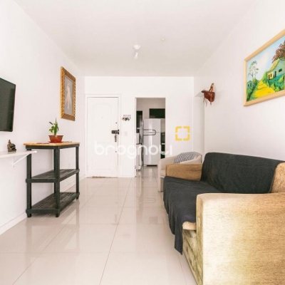Apartamento com 72m², 2 quartos (sendo 1 suíte), 1 garagem, no bairro Trindade em Florianópolis