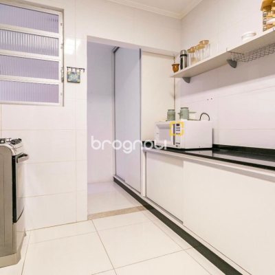 Apartamento com 72m², 2 quartos (sendo 1 suíte), 1 garagem, no bairro Trindade em Florianópolis