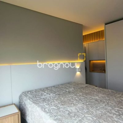 Apartamento com 76m², 2 quartos (sendo 2 suítes), 1 garagem, no bairro Jardim Atlântico em Florianópolis
