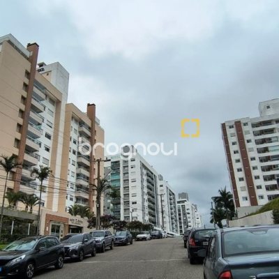 Apartamento com 76m², 2 quartos (sendo 2 suítes), 1 garagem, no bairro Jardim Atlântico em Florianópolis