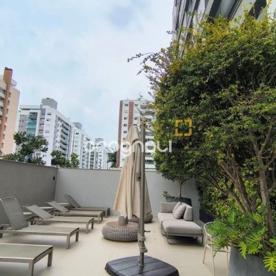 Apartamento com 76m², 2 quartos (sendo 2 suítes), 1 garagem, no bairro Jardim Atlântico em Florianópolis