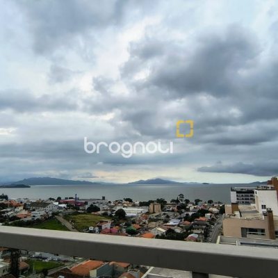 Apartamento com 76m², 2 quartos (sendo 2 suítes), 1 garagem, no bairro Jardim Atlântico em Florianópolis