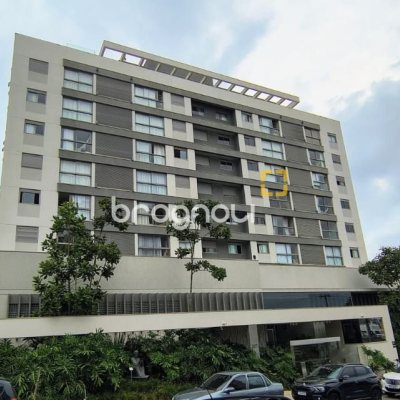 Apartamento com 76m², 2 quartos (sendo 2 suítes), 1 garagem, no bairro Jardim Atlântico em Florianópolis