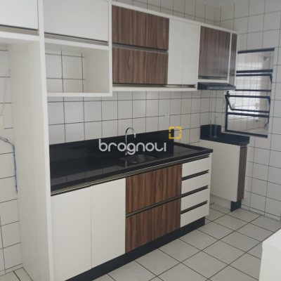 Apartamento com 71m², 2 quartos (sendo 1 suíte), 1 garagem, no bairro Abraão em Florianópolis